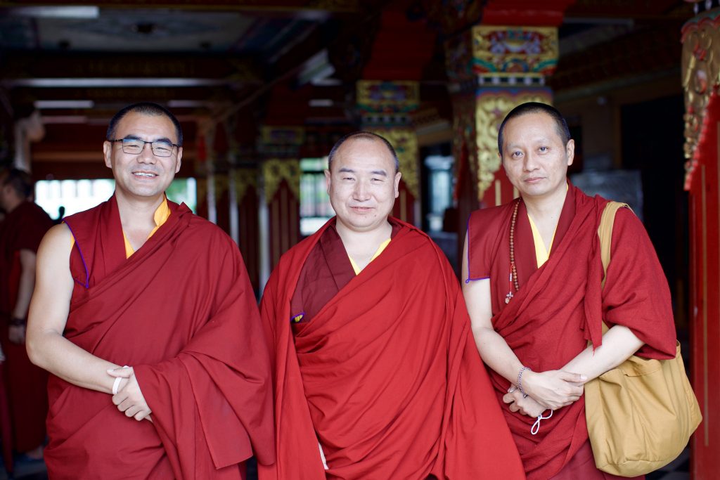 Ven. Tulku Damchö Rinpoche [centre] Khenpo Chönyi [right] Lama Khamsung left]